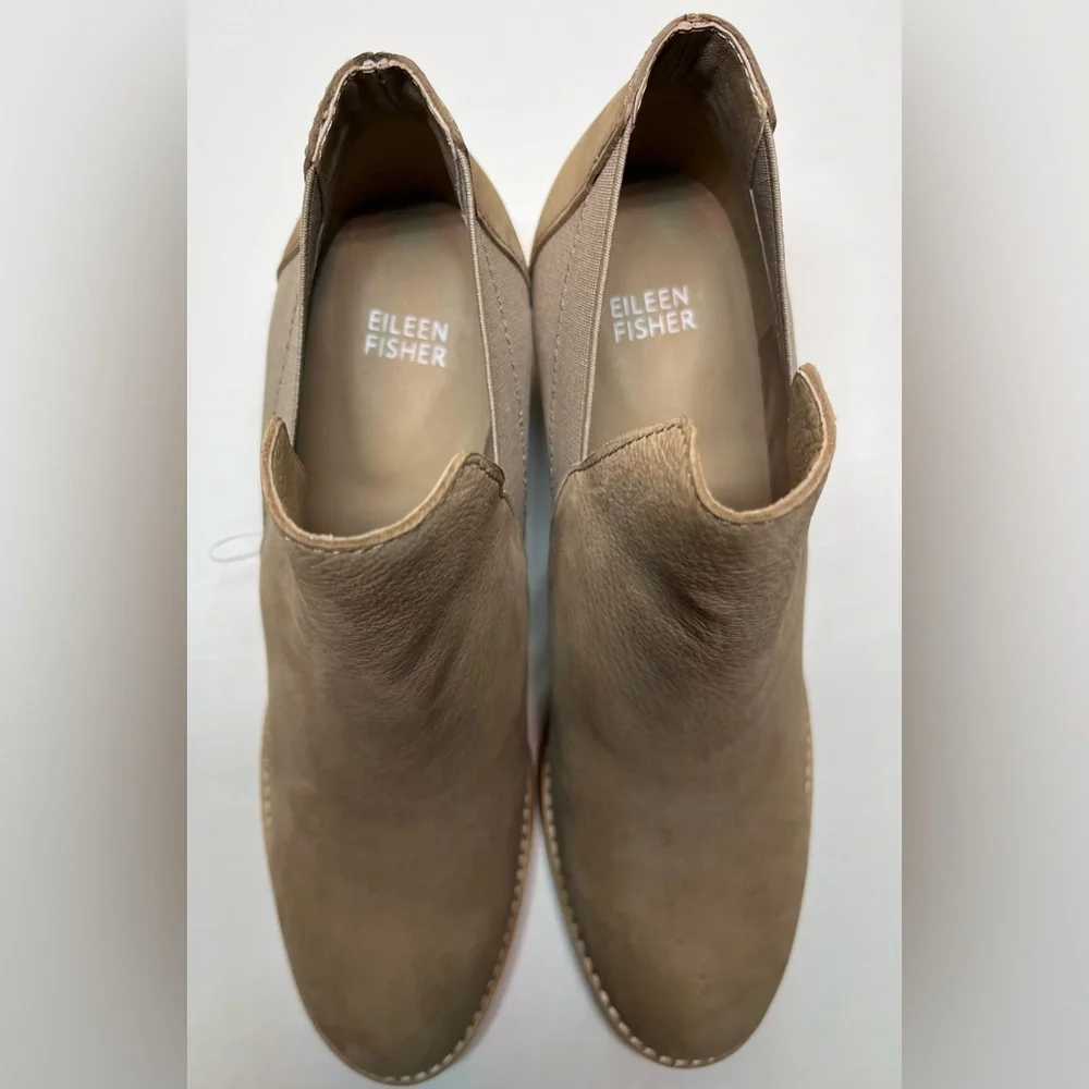 NWOT- Women’s Eileen Fisher “Bayo” Tumbled Nubuck Genuine Suede Boots -Tan -Sz 9